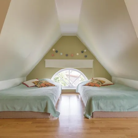 Aisa Family With Sauna Апартаменты *