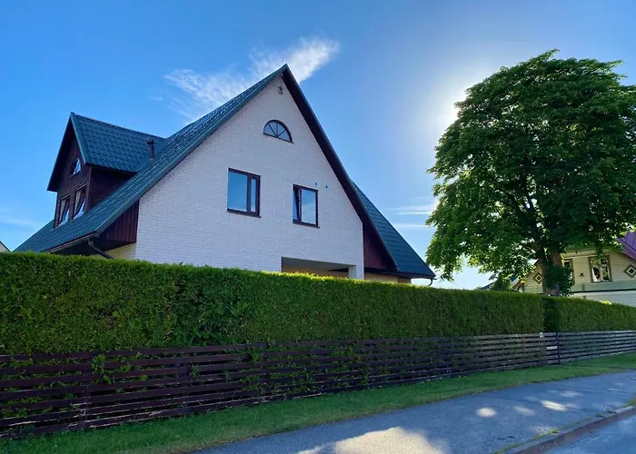 Aisa Family With Sauna Пярну